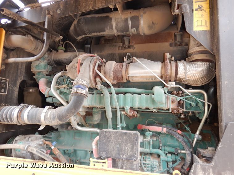 image for item DH8929 2013 Volvo G940B  motor grader