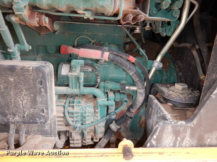 image for item DH8929 2013 Volvo G940B  motor grader