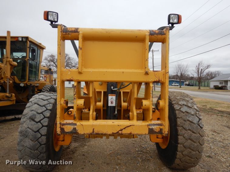 image for item DH8929 2013 Volvo G940B  motor grader