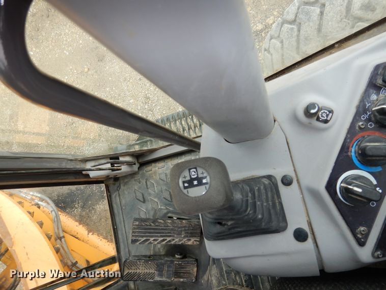 image for item DH8929 2013 Volvo G940B  motor grader