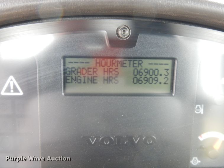 image for item DH8929 2013 Volvo G940B  motor grader