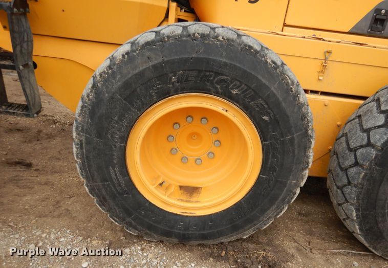 image for item DH8932 2014 Volvo G940B  motor grader