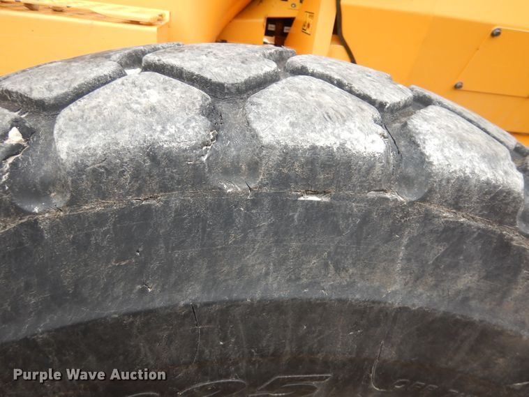 image for item DH8932 2014 Volvo G940B  motor grader