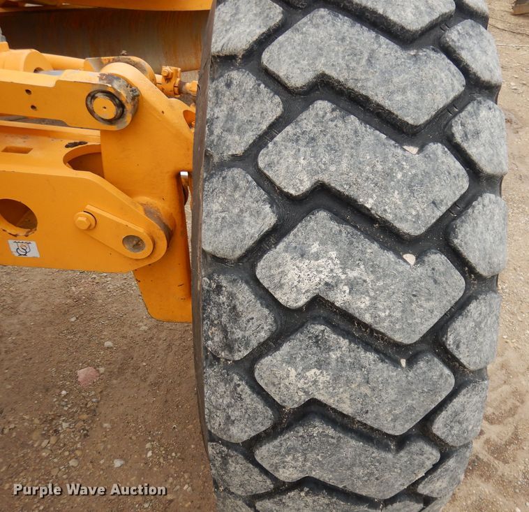 image for item DH8932 2014 Volvo G940B  motor grader