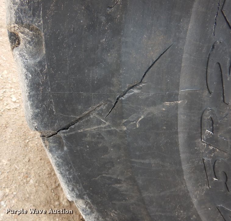 image for item DH8932 2014 Volvo G940B  motor grader