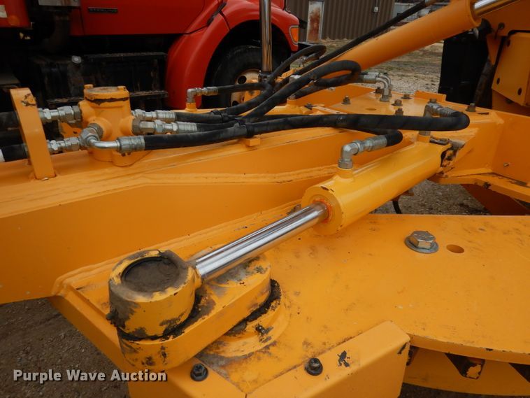 image for item DH8932 2014 Volvo G940B  motor grader