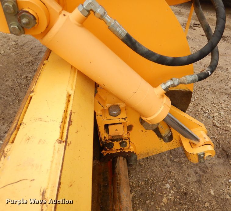 image for item DH8932 2014 Volvo G940B  motor grader