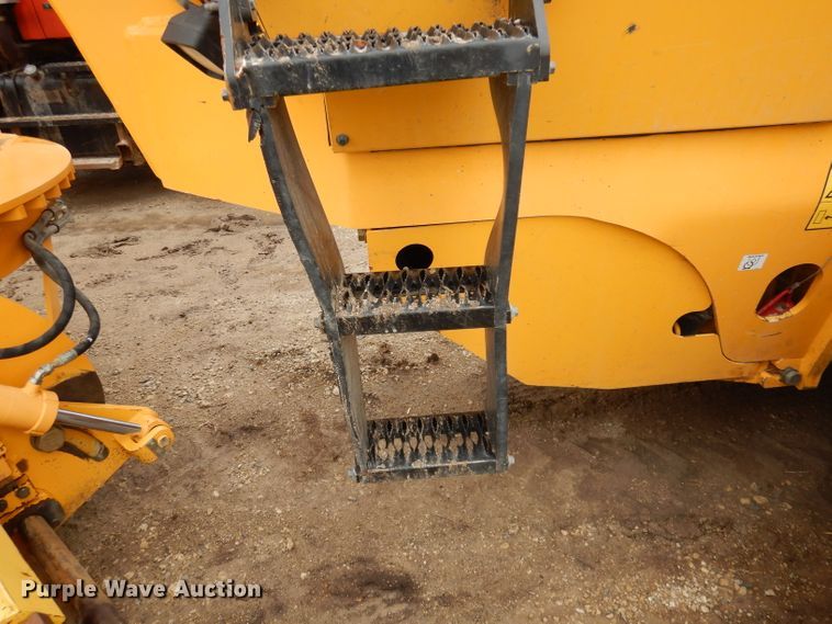 image for item DH8932 2014 Volvo G940B  motor grader