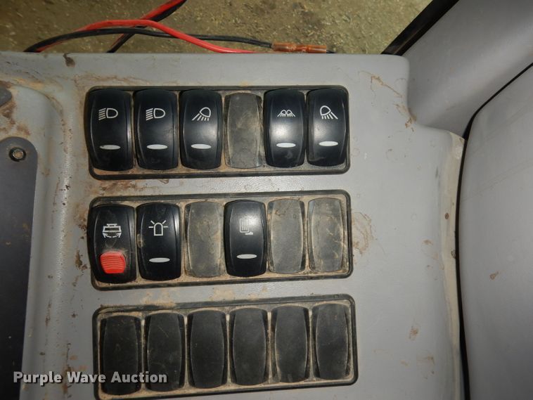 image for item DH8932 2014 Volvo G940B  motor grader