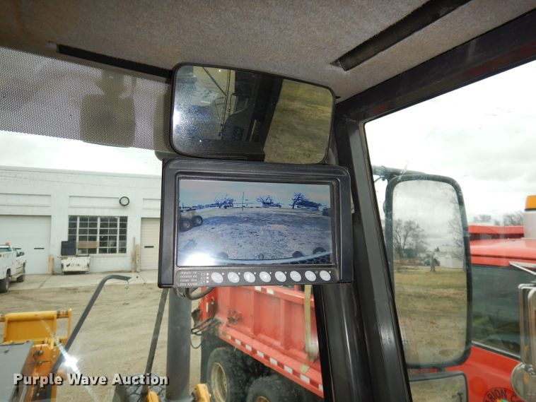 image for item DH8932 2014 Volvo G940B  motor grader