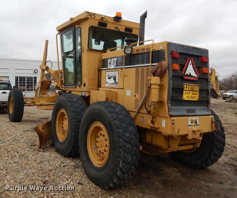 image for item DH8933 1998 Caterpillar 120H  motor grader