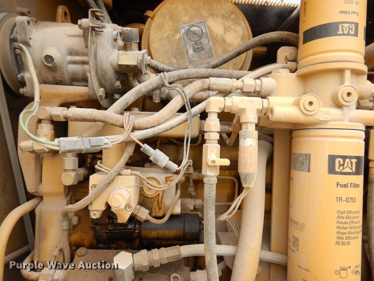 image for item DH8933 1998 Caterpillar 120H  motor grader