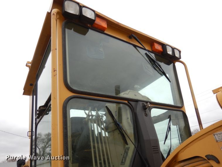 image for item DH8933 1998 Caterpillar 120H  motor grader