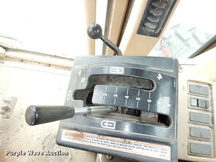 image for item DH8933 1998 Caterpillar 120H  motor grader