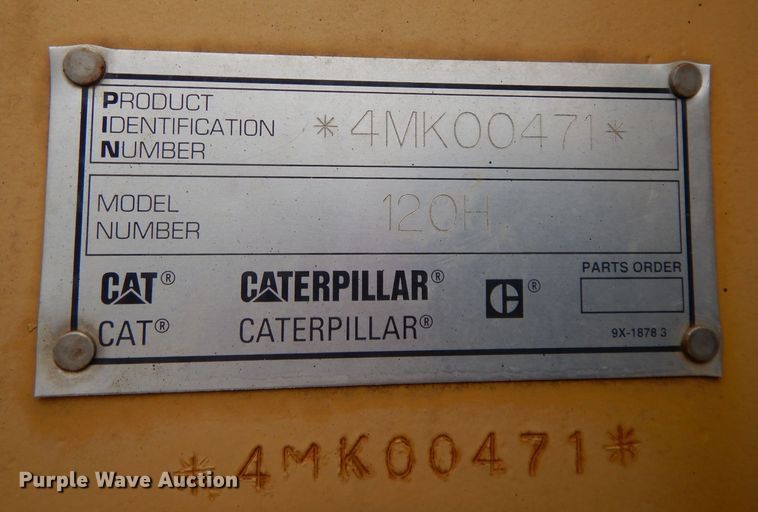 image for item DH8933 1998 Caterpillar 120H  motor grader