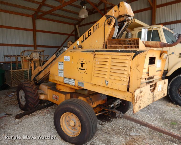 image for item DH8980 JLG 27FN  boom lift