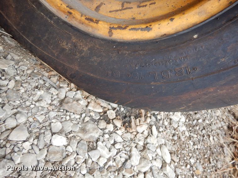 image for item DH8980 JLG 27FN  boom lift