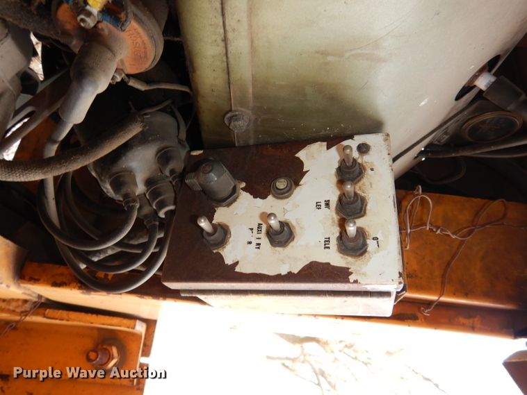 image for item DH8980 JLG 27FN  boom lift