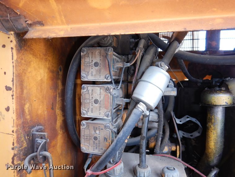 image for item DH8980 JLG 27FN  boom lift