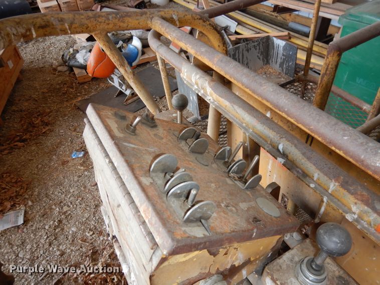 image for item DH8980 JLG 27FN  boom lift