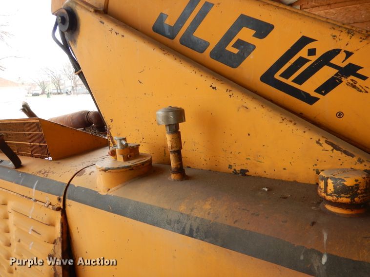 image for item DH8980 JLG 27FN  boom lift
