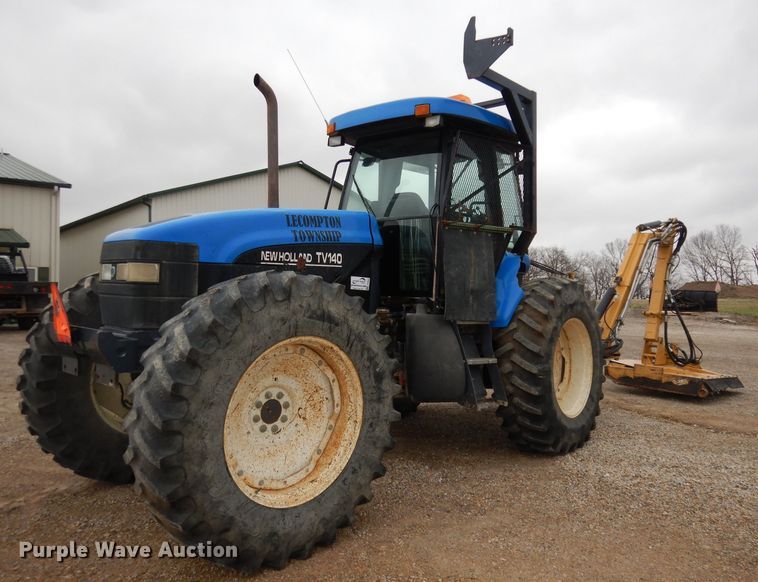 image for item DH8983 2001 New Holland TV140  bi-directional tractor