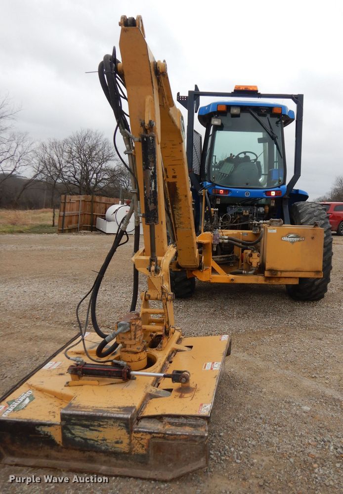 image for item DH8983 2001 New Holland TV140  bi-directional tractor