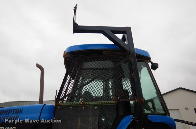image for item DH8983 2001 New Holland TV140  bi-directional tractor