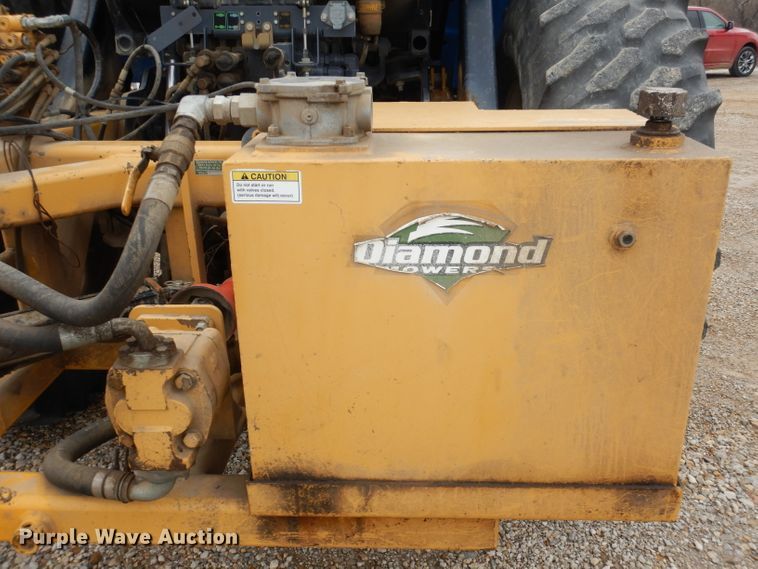 image for item DH8983 2001 New Holland TV140  bi-directional tractor