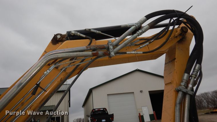 image for item DH8983 2001 New Holland TV140  bi-directional tractor