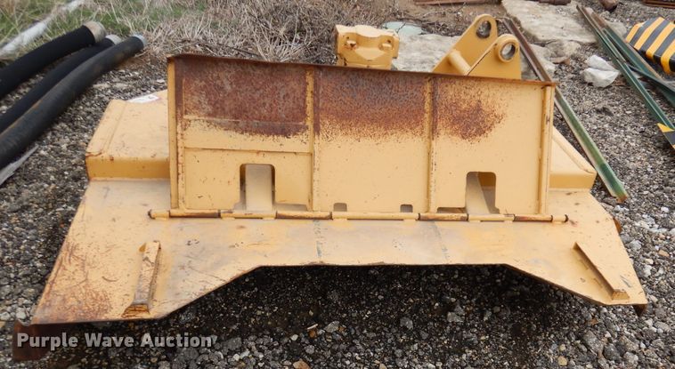 image for item DH8983 2001 New Holland TV140  bi-directional tractor