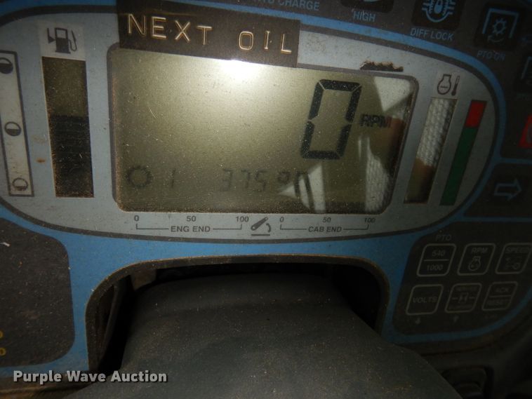 image for item DH8983 2001 New Holland TV140  bi-directional tractor