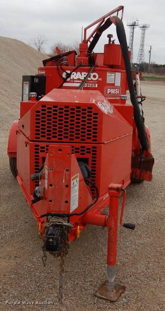 image for item DH8985 2006 Crafco SS125  melter applicator