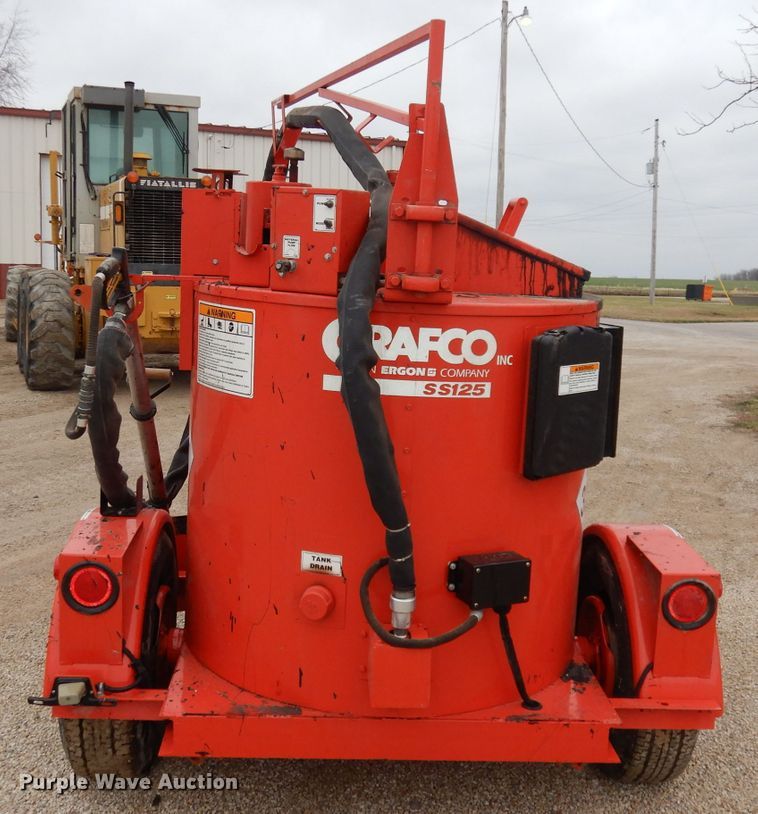 image for item DH8985 2006 Crafco SS125  melter applicator