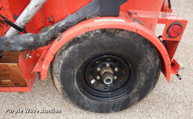 image for item DH8985 2006 Crafco SS125  melter applicator