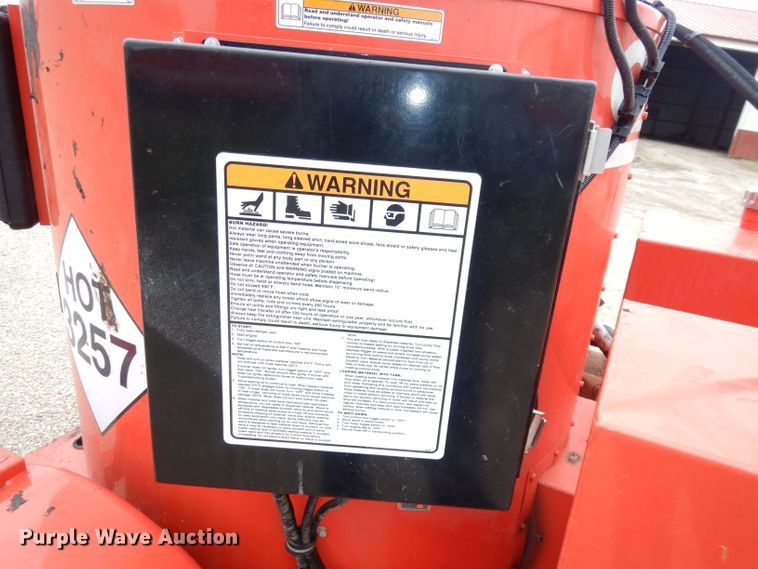 image for item DH8985 2006 Crafco SS125  melter applicator