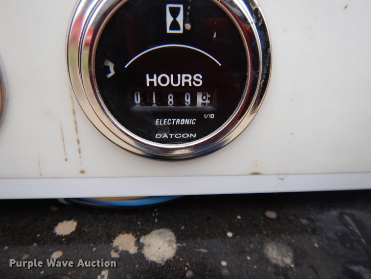 image for item DH8985 2006 Crafco SS125  melter applicator