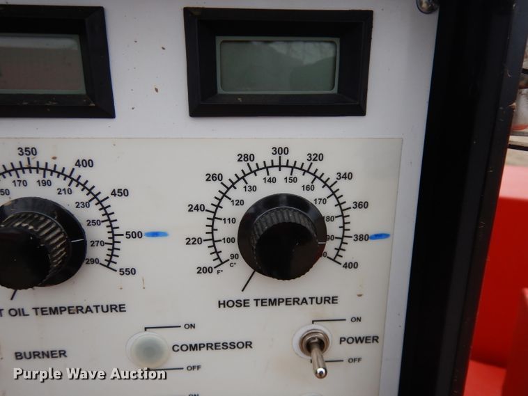 image for item DH8985 2006 Crafco SS125  melter applicator