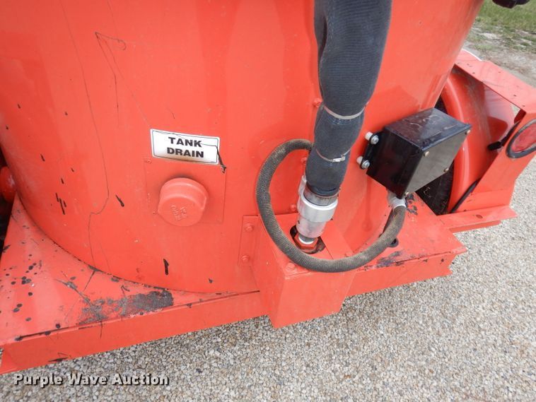 image for item DH8985 2006 Crafco SS125  melter applicator