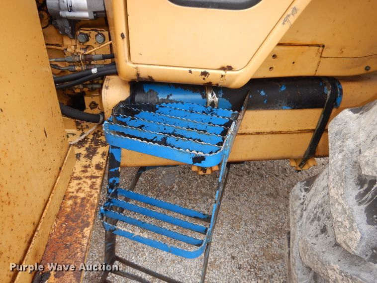 image for item DH8987 Tiger 7710  tractor