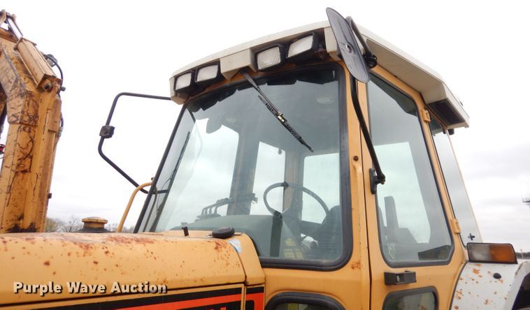 image for item DH8987 Tiger 7710  tractor