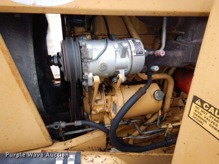 image for item DH8987 Tiger 7710  tractor