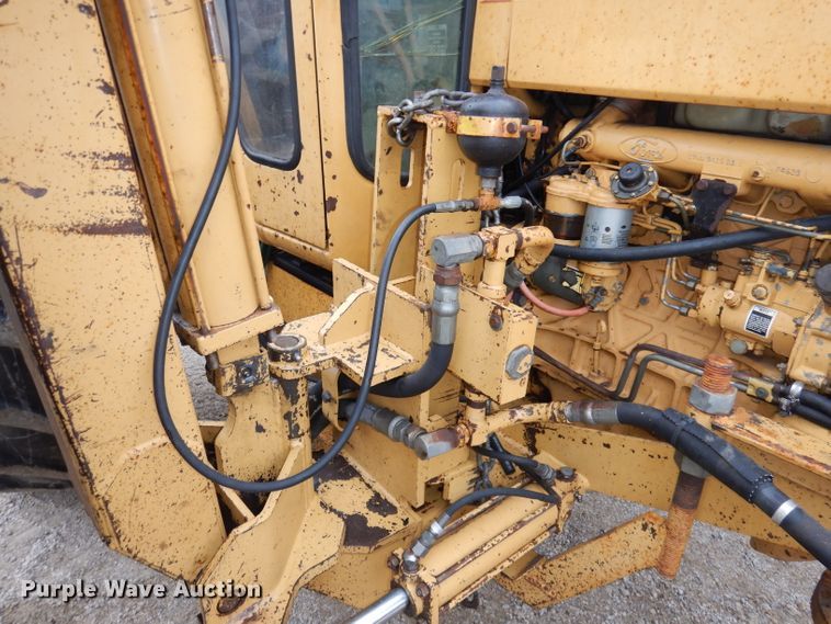 image for item DH8987 Tiger 7710  tractor