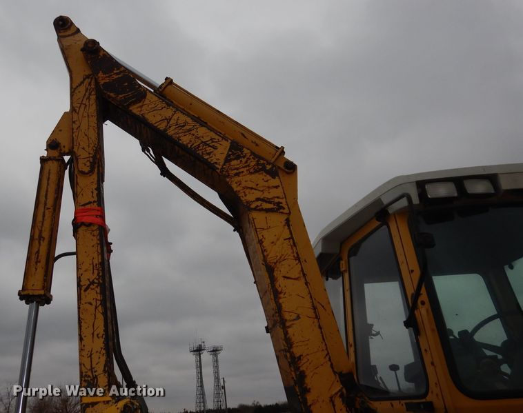 image for item DH8987 Tiger 7710  tractor