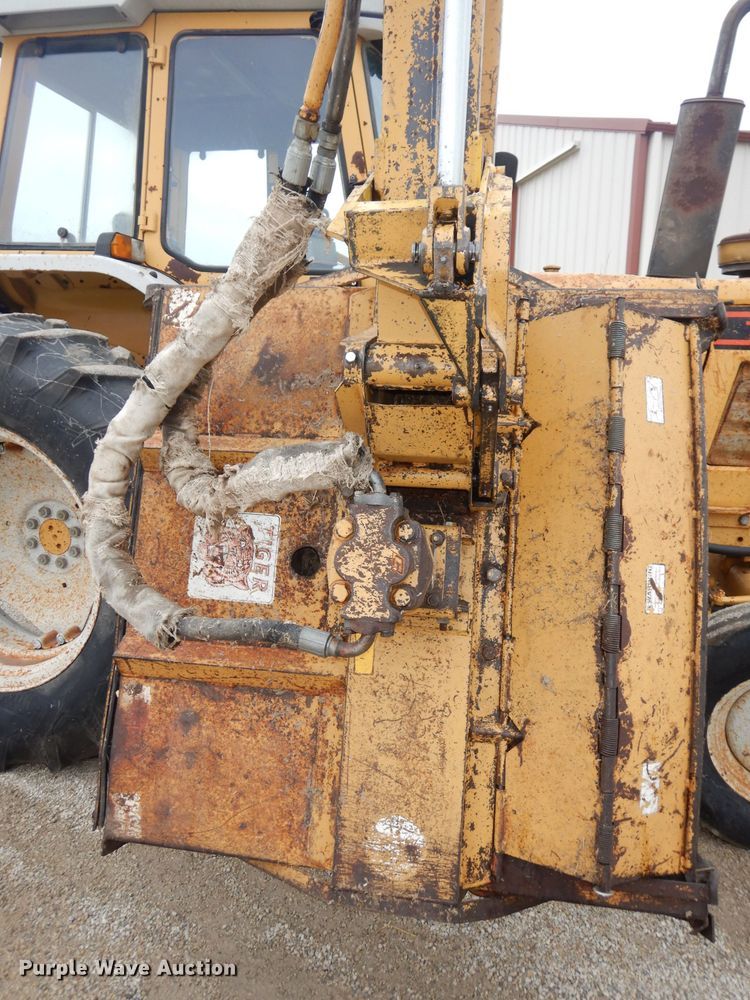 image for item DH8987 Tiger 7710  tractor