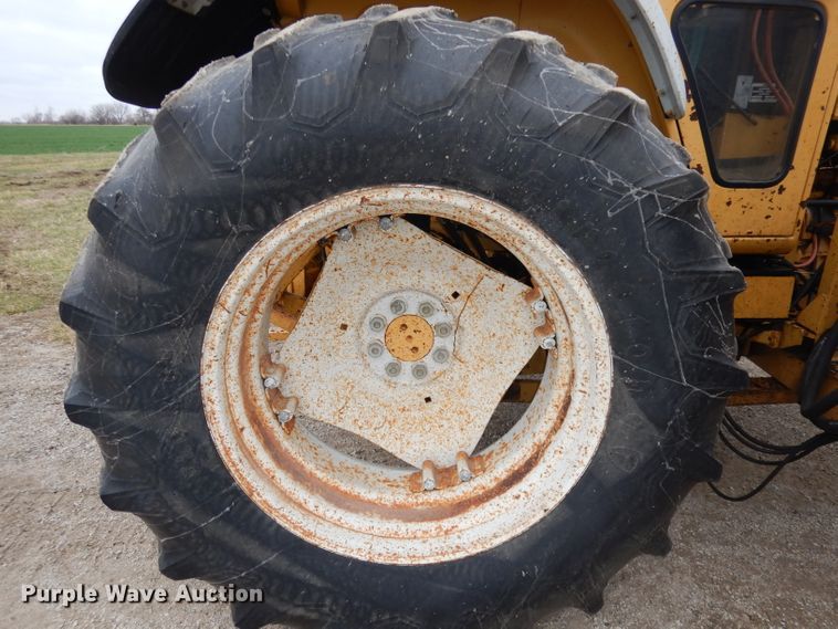 image for item DH8987 Tiger 7710  tractor