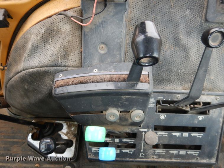 image for item DH8987 Tiger 7710  tractor