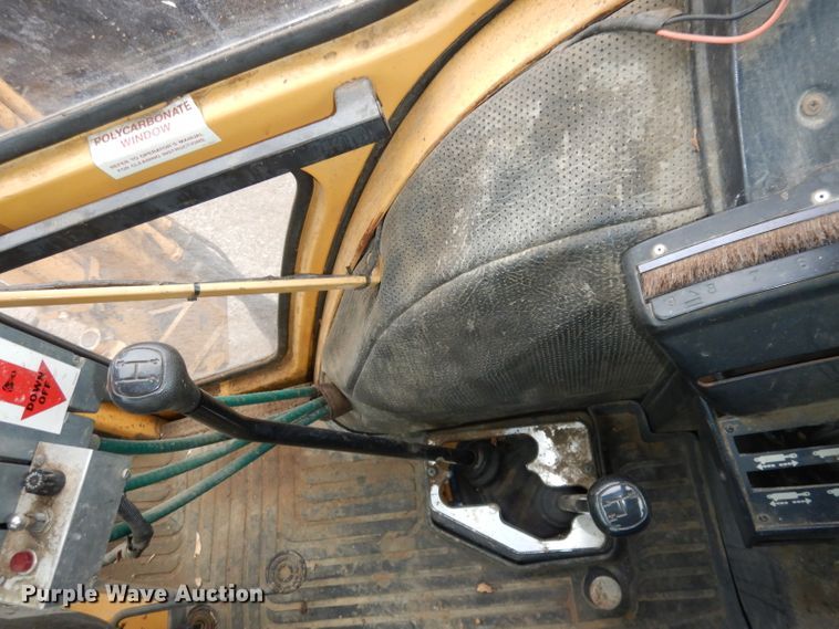 image for item DH8987 Tiger 7710  tractor