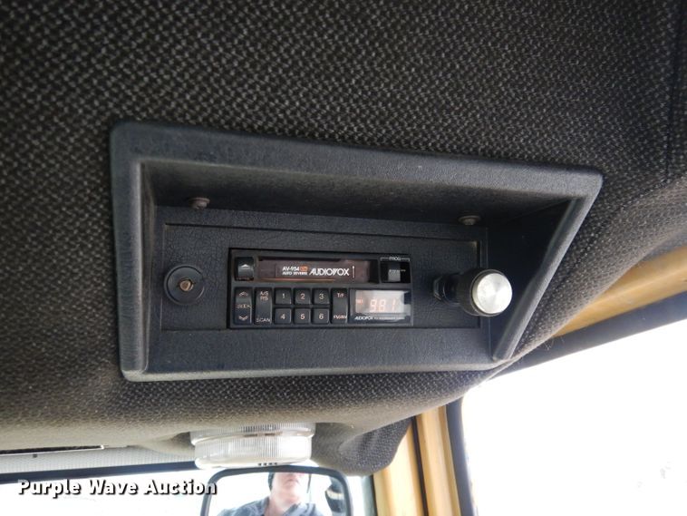 image for item DH8987 Tiger 7710  tractor