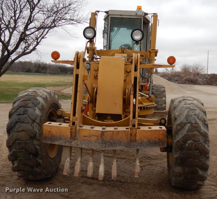 image for item DH8988 Fiat-Allis FG85A  motor grader